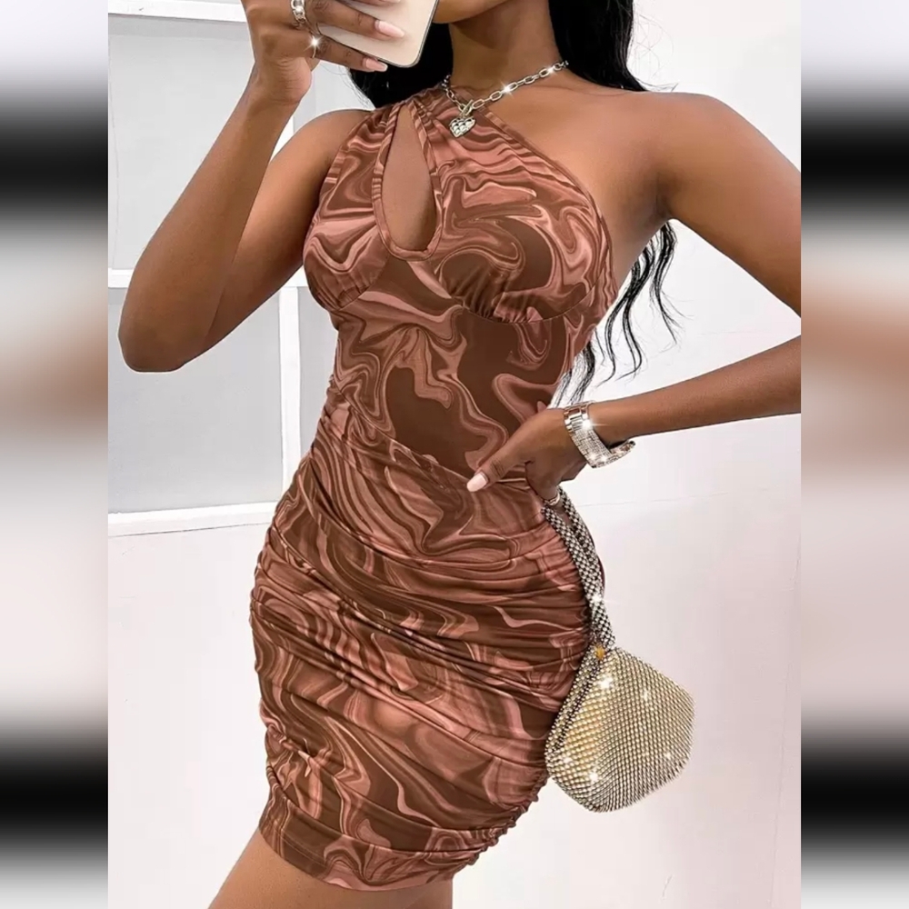 All Over Print Ruched One Shoulder Bodycon Dress - Picture 4 of 9